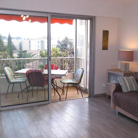 2p Climatisé Avec Parking, Piscine, Proche Plages Et Commerces à - Fr-1-780-63 Appartamento