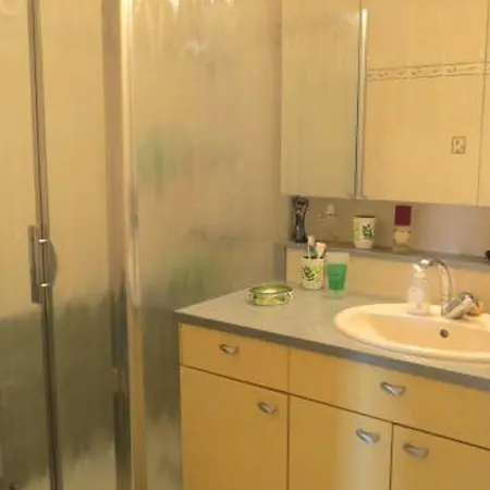 Appartamento 2p Climatisé Avec Parking, Piscine, Proche Plages Et Commerces à - Fr-1-780-63 *