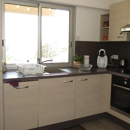 דירה 2 Pieces Climatise Avec Parking Et Piscine A - Fr-1-780-63 סן-מקסים