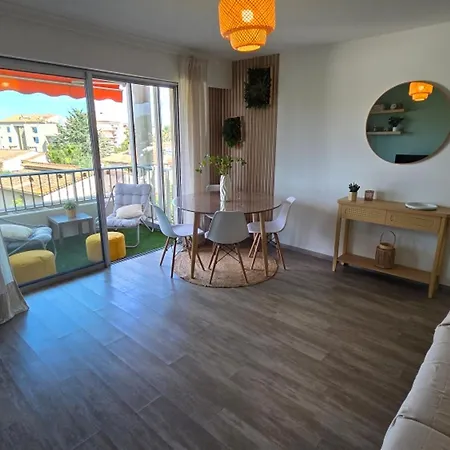 2 Pieces Climatise Avec Parking Et Piscine A - Fr-1-780-63 Lejlighed Sainte-Maxime