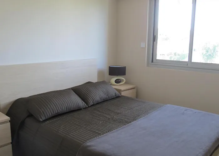 2p Climatisé Avec Parking, Piscine, Proche Plages Et Commerces à - Fr-1-780-63 * Sainte-Maxime